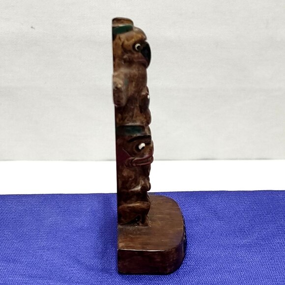 Alaska Souvenir Totem Pole Sculpture Handcrafted Intricate Details Circa 1980s - Picture 2 of 6